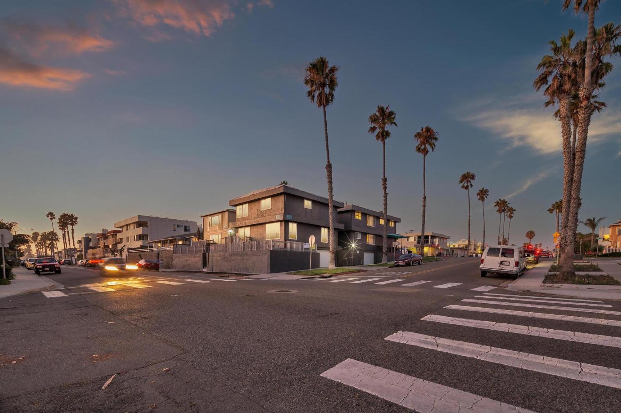 Tower 9 #1 * Oceanside